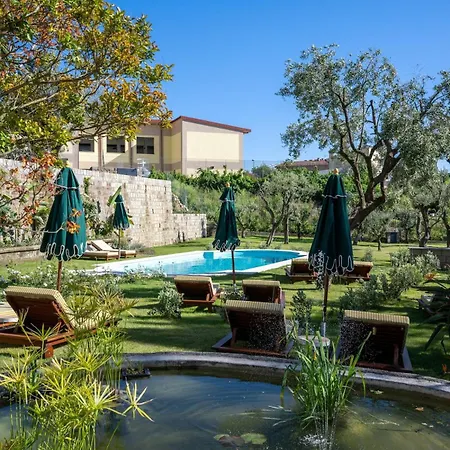 Artemisia Villa *